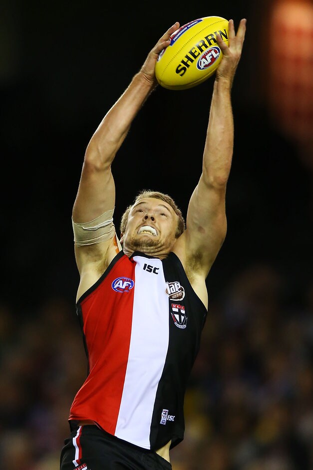 AFL 2016 Rd 05 - St Kilda v GWS Giants MELBOURNE, AUSTRALIA - APRIL 24: Tom Lee of the Saints marks the ball during the 2016 AFL Round 05 match between the St Kilda Saints and the GWS Giants at Etihad Stadium, Melbourne on April 24, 2016. (Photo by Michael Dodge/AFL Media)